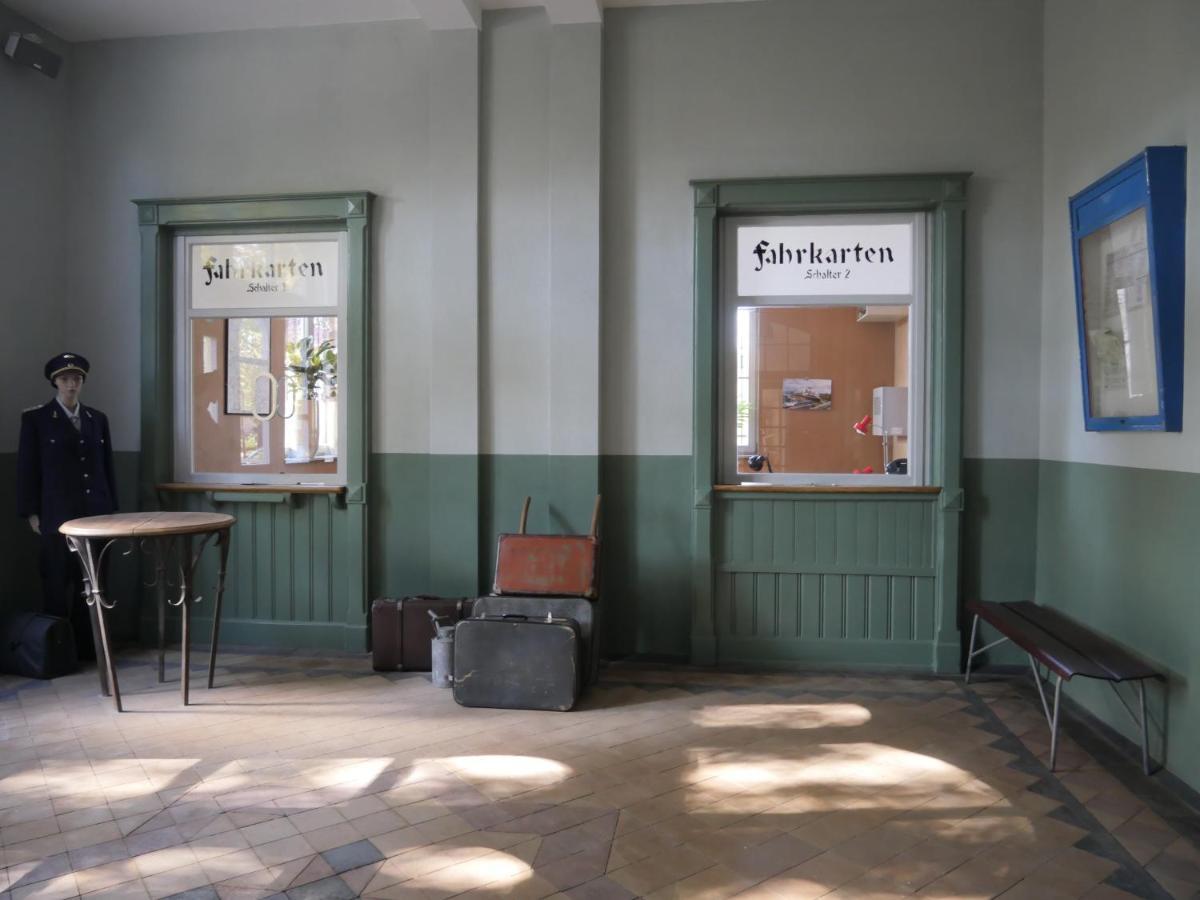 Schlossbahnhof Ballenstedt Exteriör bild